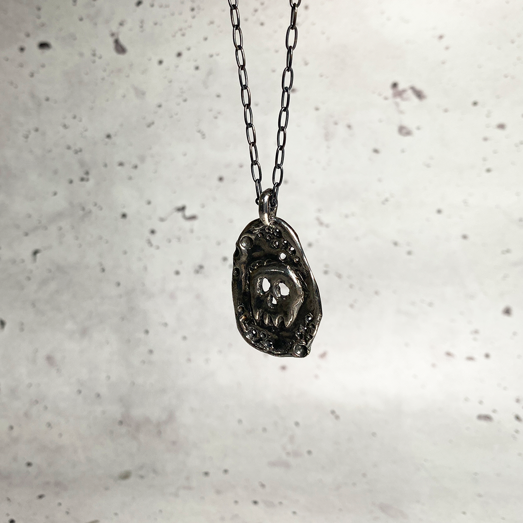 large skull pendant