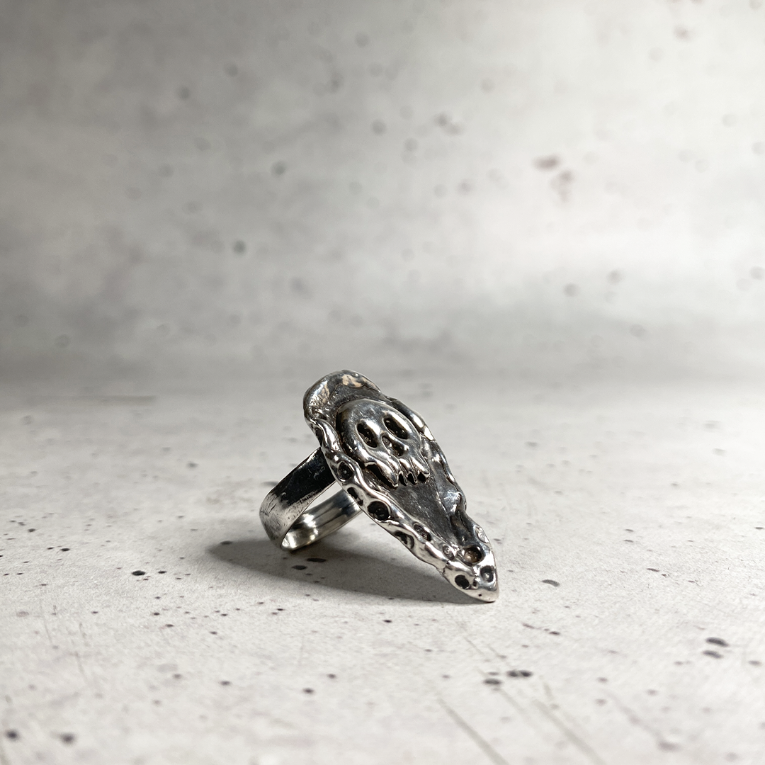 skull talon ring