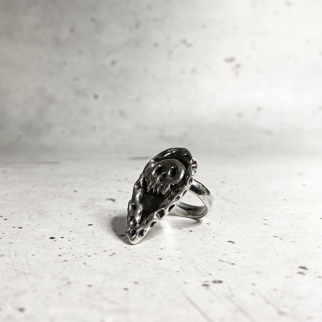 skull talon ring