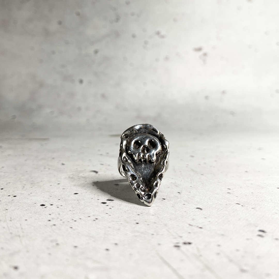 skull talon ring